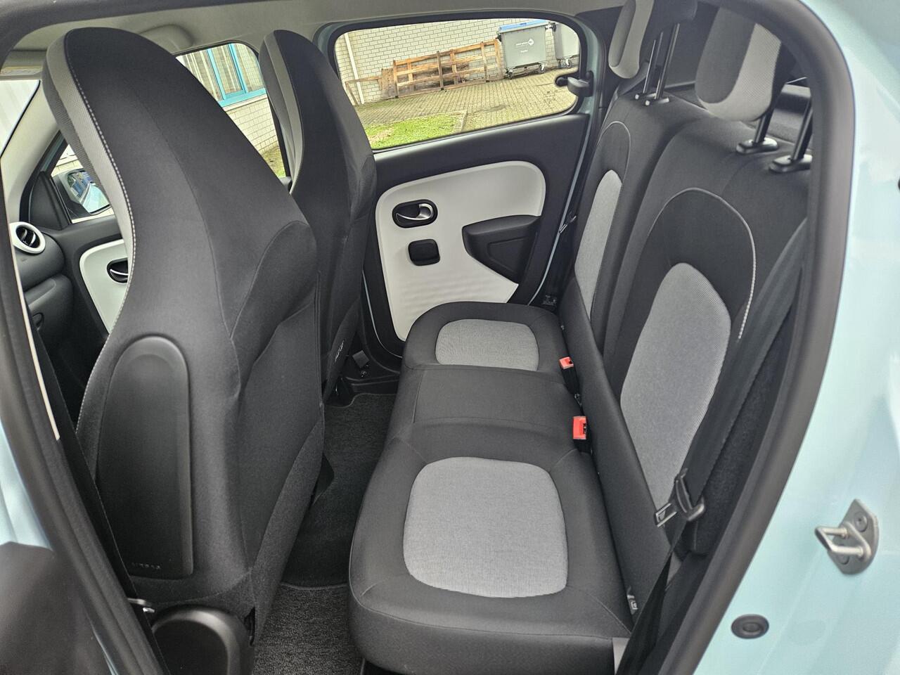 Renault TWINGO Z.E. R80 E-Tech Equilibre Automaat / Draadloos Apple Carplay & Android Auto / Airco / Navigatie /