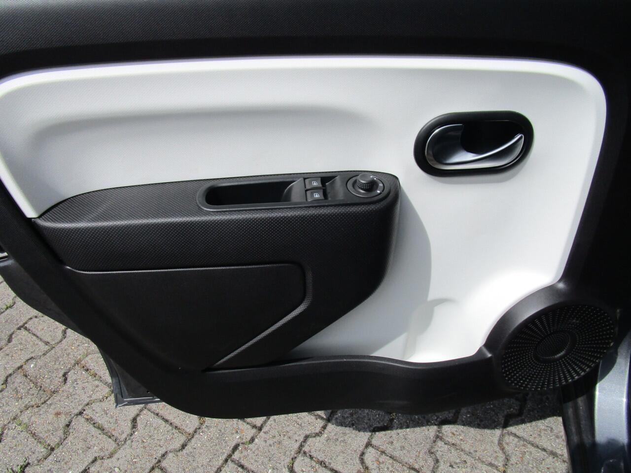 Renault TWINGO 1.0 SCe Collection