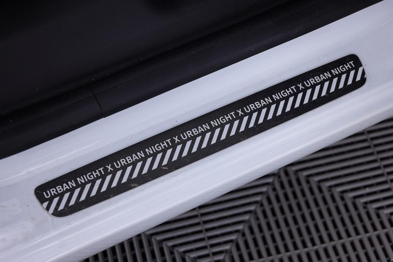 Renault TWINGO Z.E. R80 Urban Night | SOH 94% | CARPLAY | Half LEDER | NAVI | ECC | VELGEN | CAMERA