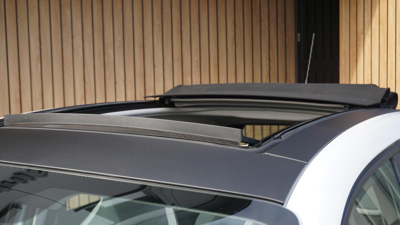 Renault TWINGO 1.0 SCe 73pk 5Drs Collection Vouwdak/Open dak Airco Cruise Control Elek.Pakket A-Spoiler 28899km! *NL auto*