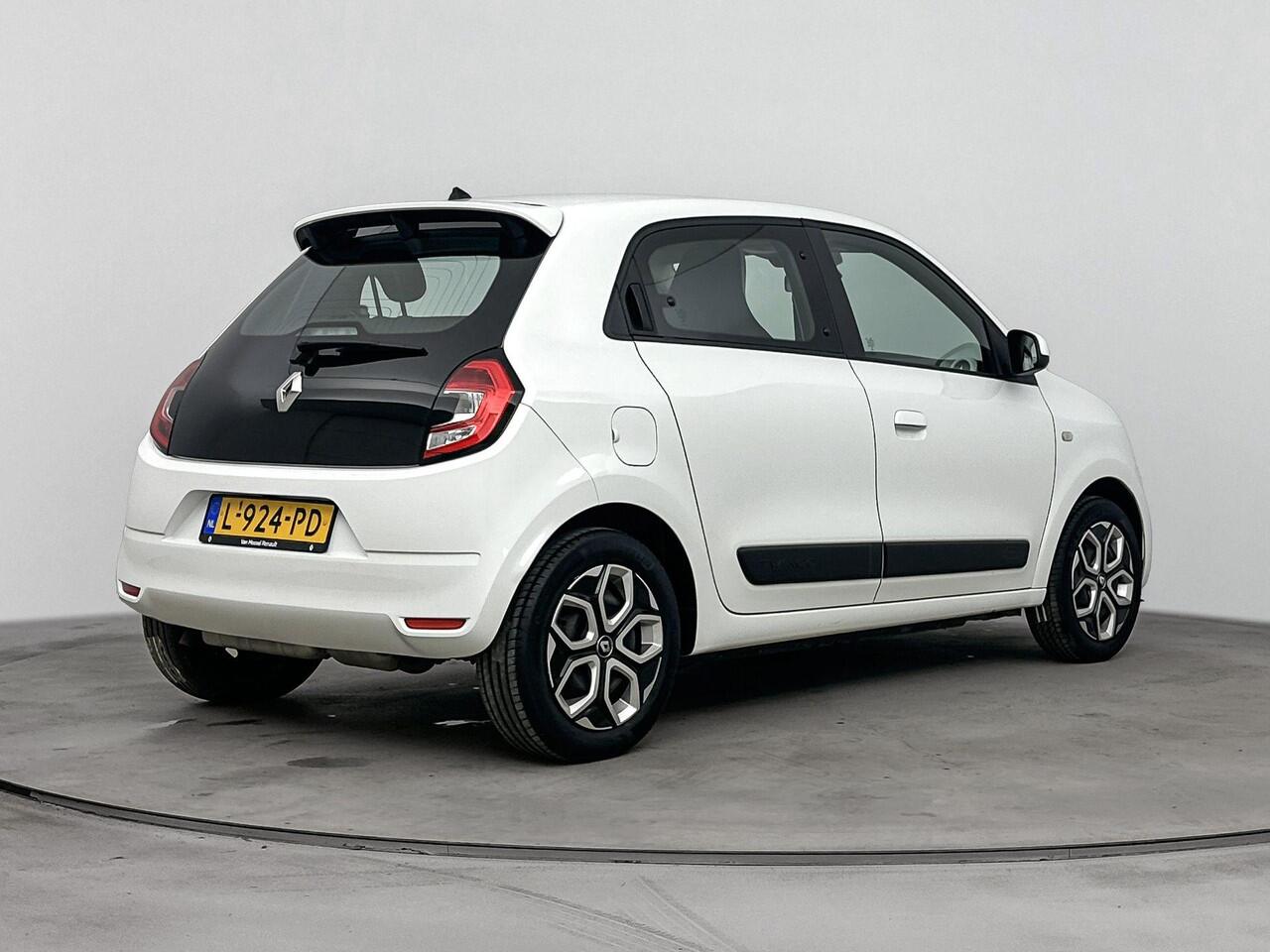 Renault TWINGO 1.0 SCe 65Pk Collection | Airconditioning | Radio DAB incl. Bluetooth | Centr. Vergrendeling met Afstandsbediening | Elektrisch bed. Ramen en Spiegels | Bank in Delen Neerklapbaar | Bestuurdersstoel in Hoogte Verstelbaar |