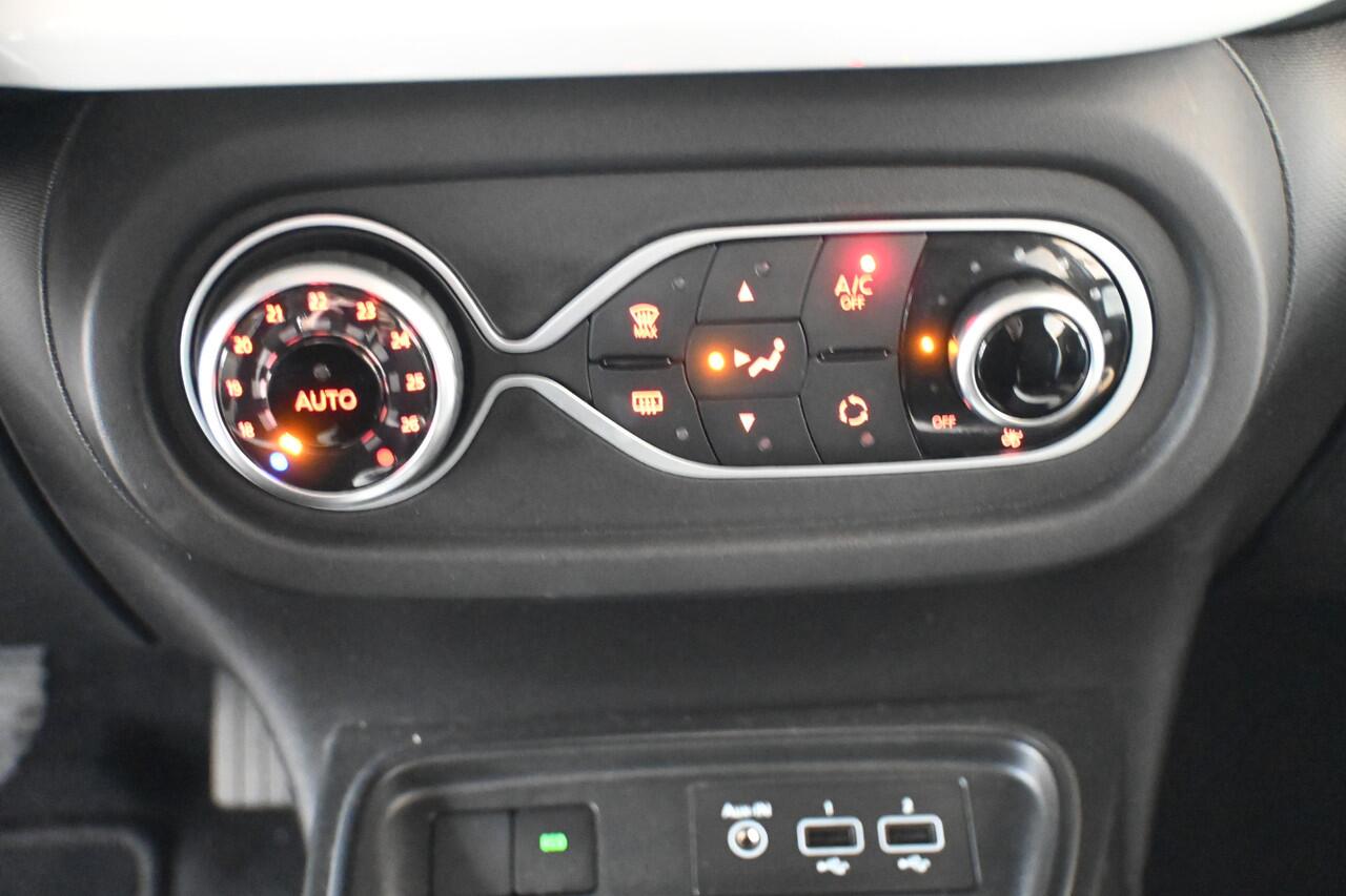 Renault TWINGO Z.E. R80 Intens Automaat Navigatie Panoramadak Dealer Onderhouden! Inruil Mogelijk!