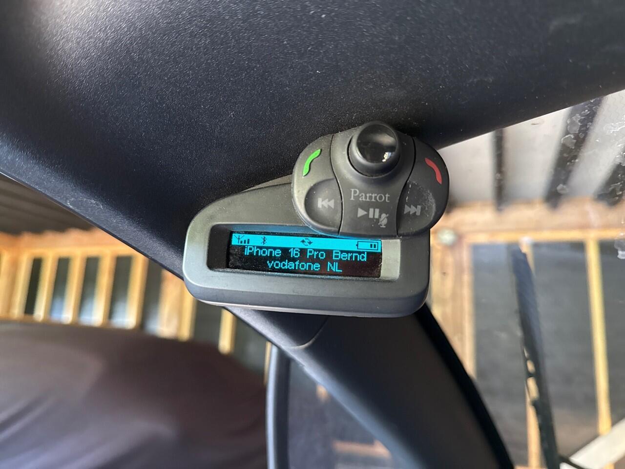 Renault TWIZY 45KM/PH / VANAF 16 JAAR TE RIJDEN / CARKIT / PDC ACHTER / VOORRUIT VERWARMING