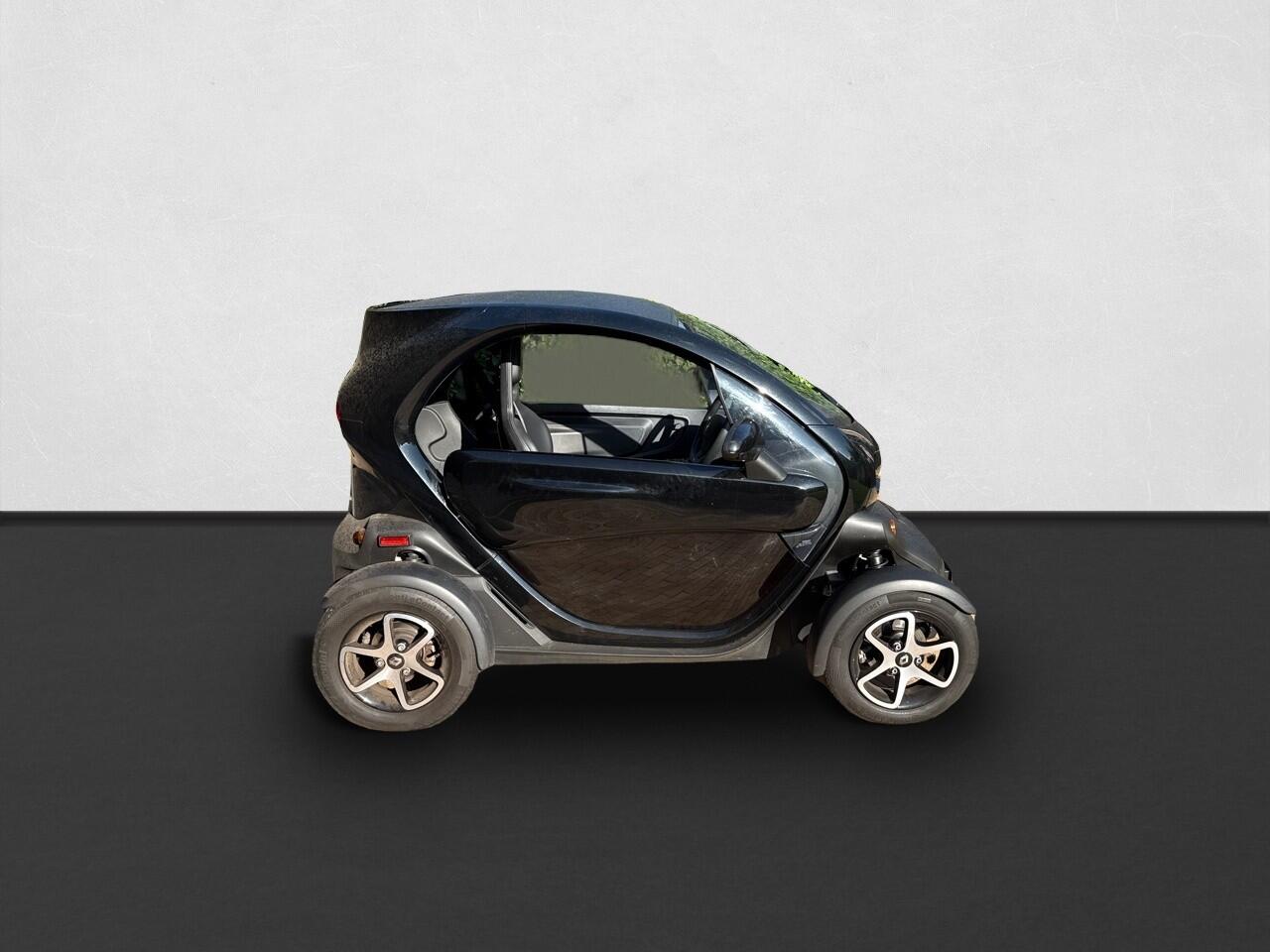 Renault TWIZY 45KM/PH / VANAF 16 JAAR TE RIJDEN / CARKIT / PDC ACHTER / VOORRUIT VERWARMING