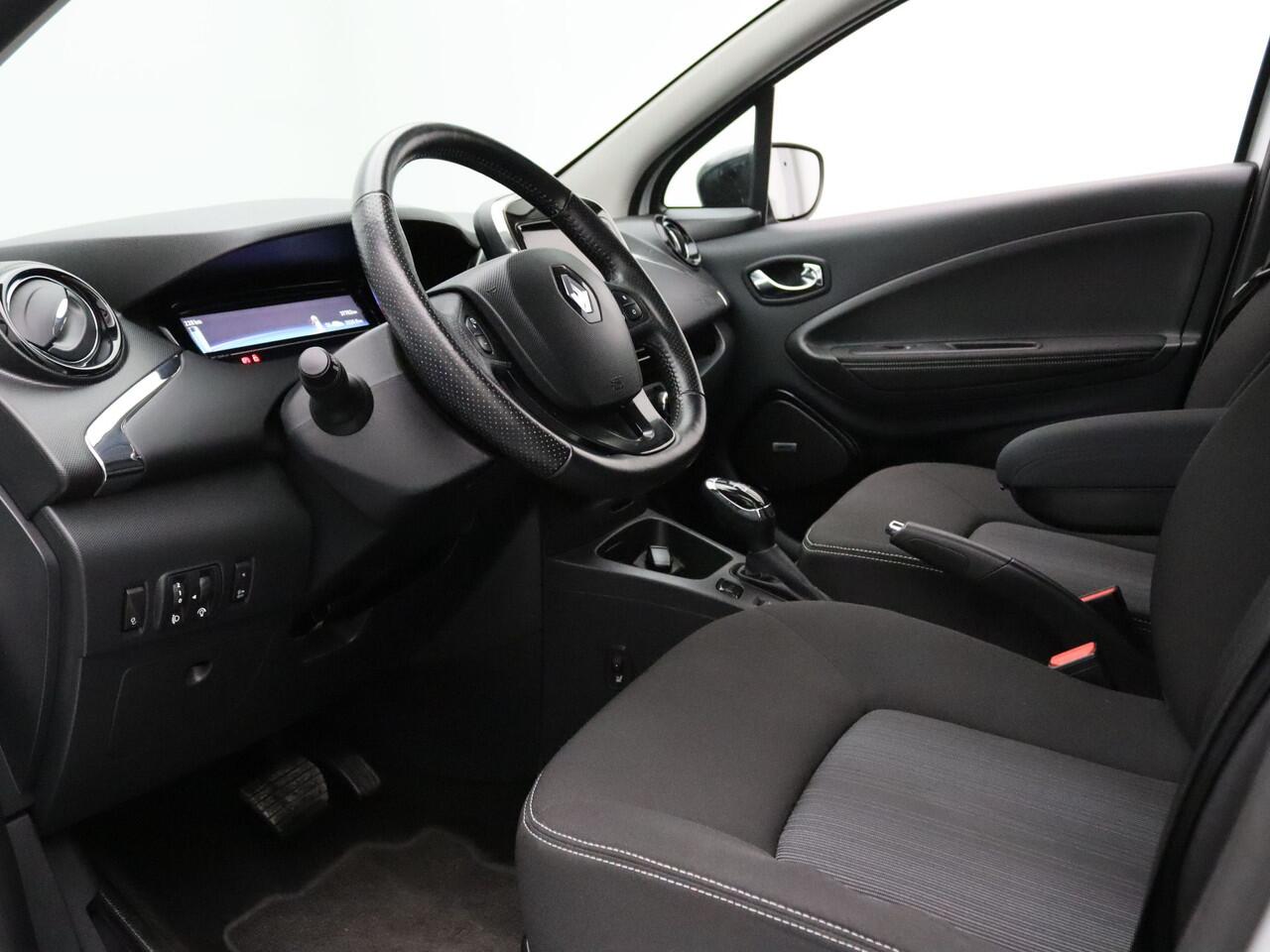 Renault ZOE 109pk R110 Limited 41 kWh HUURBATTERIJ BOSE | Camera | Cruise | Navi | Parkeersens. achter | Stoelverw.