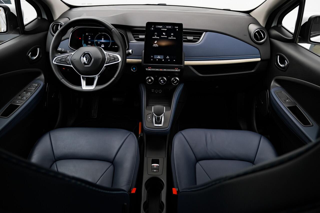 Renault ZOE R 135 PK Serie Limitee Riviera 52 kWh | Koopbatterij | Lederen interieur | Stoel en stuur verwarming | Bose geluid | Camera achter |