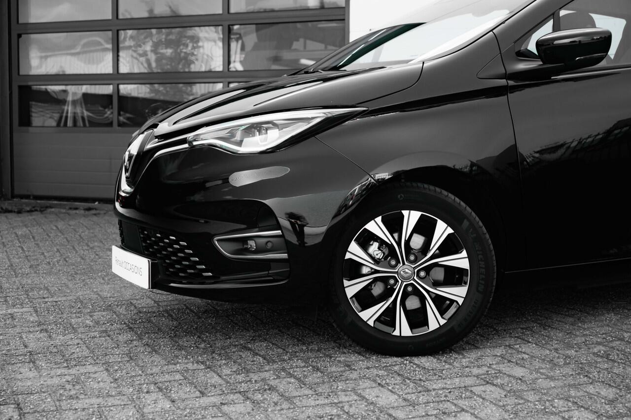 Renault ZOE R135 Evolution 52 kWh | Navigatie | Pack Comfort | Sensoren en Camera | vraag naar de beschikbaarheid | 16 % bijtelling over 30K > 60 mnd af nieuw | | incl. Bovag rijklaarpakket met 12 maanden garantie |