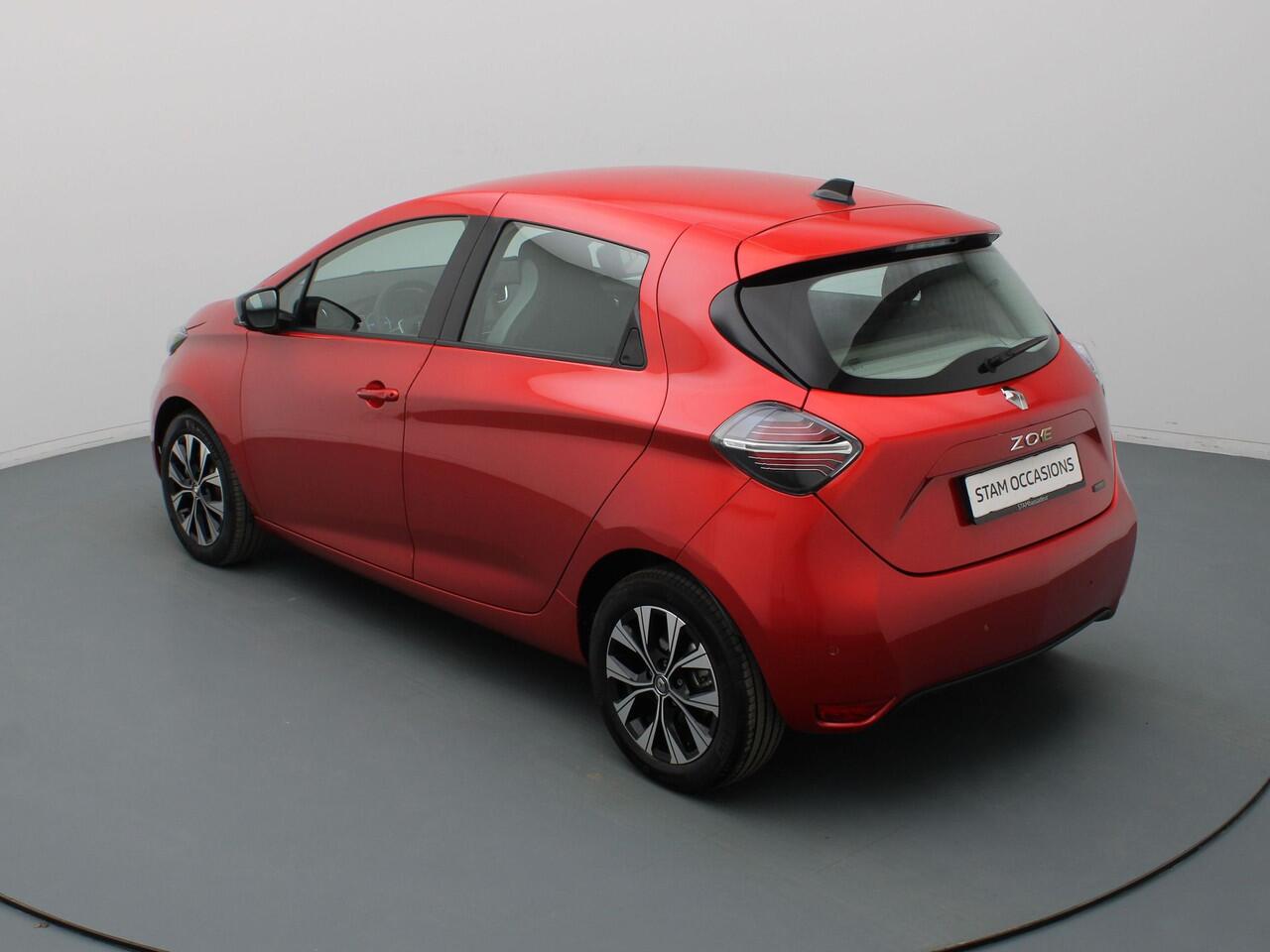 Renault ZOE R135 Evolution 52 kWh KOOPBATTERIJ Climate | Cruise | Navi | Parkeersens. achter