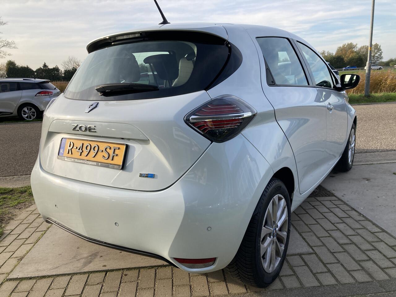 Renault ZOE E-Tech Electric R135 Intens 50 kWh (KoopBatterij) CCS-SNELLADER! / Navi / Camera / Bluetooth / Cruise / Parkeersensoren V A / Lane assist / LM Velgen 16'' /