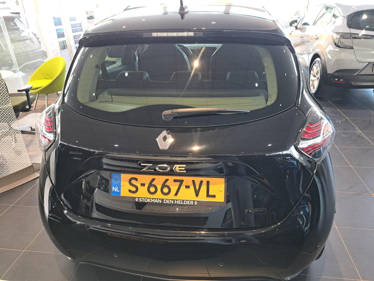 Renault ZOE R135 Iconic 52 kWh | 16| LM velgen | Navigatie | Stoel- en stuurverwarming