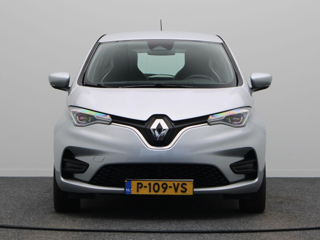 Renault ZOE R135 Zen 52 kWh | Koopaccu l Navigatie l Climate control l Dealer onderhouden |