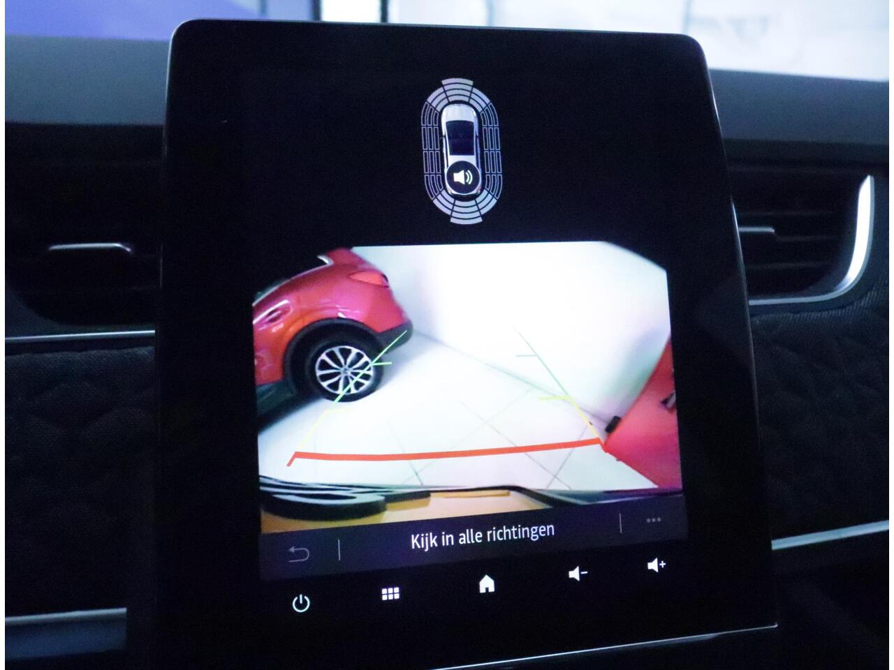 Renault ZOE R135 Iconic 52 kWh (Koopaccu) | Navigatie | Camera | Stoel + Stuurverwarming | Warmtepomp |