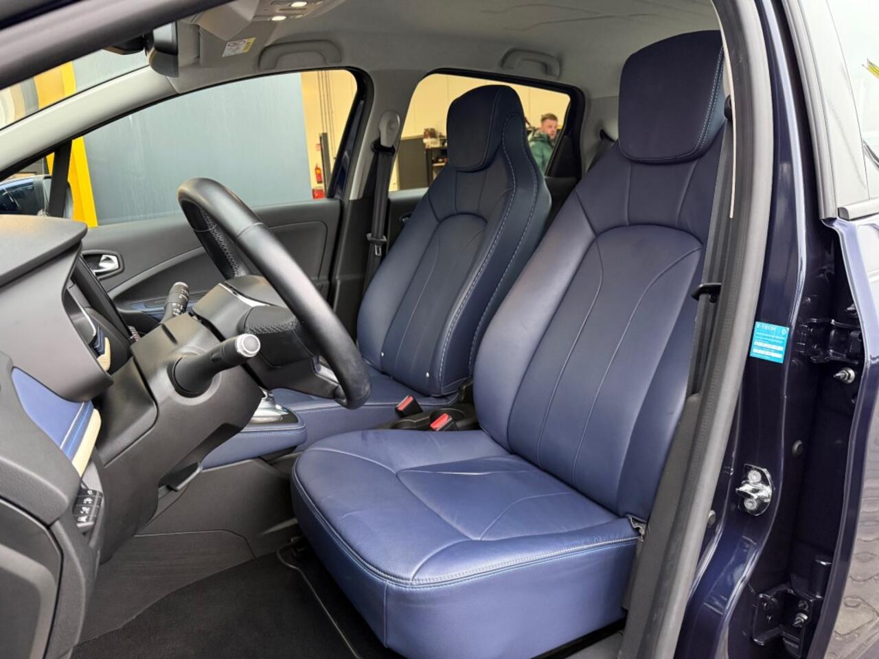 Renault ZOE R135 Limitee Riviera 52kWh Koop accu Leer