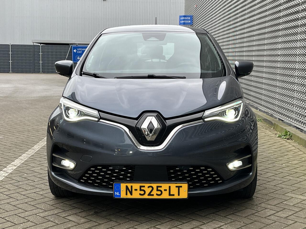 Renault ZOE R135 Intens 52 kWh / Navigatie / Half leer / Climate controle / Camera / Parkeersensoren V+A / Lichtmetaal 16 inch / **