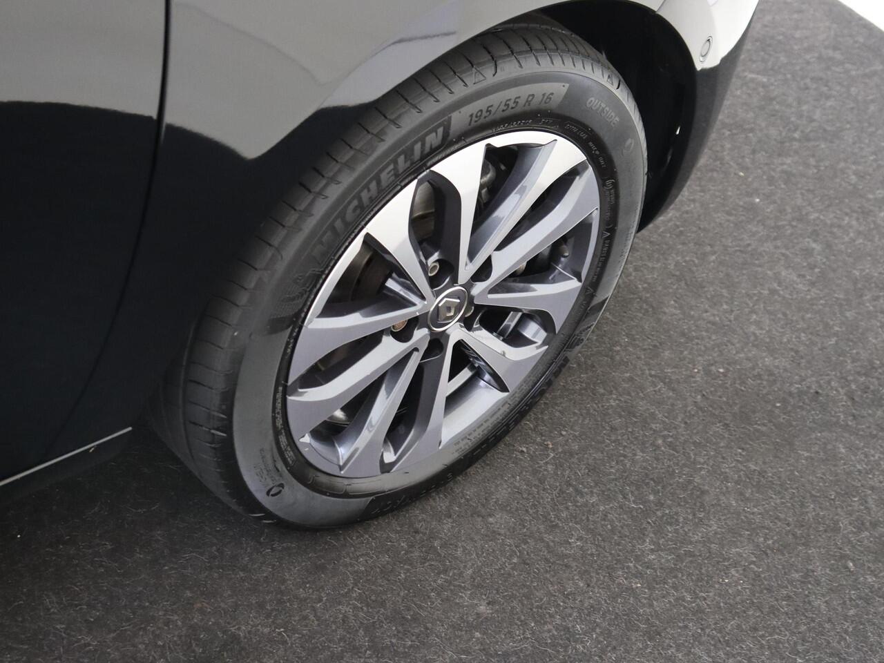 Renault ZOE R135 Intens 52 kWh incl. KOOPACCU | SOH Waarde 95,8 % | Climate Control | Navigatie | Parkeersensoren Voor en Achter | Camera Achter | Cruise Control