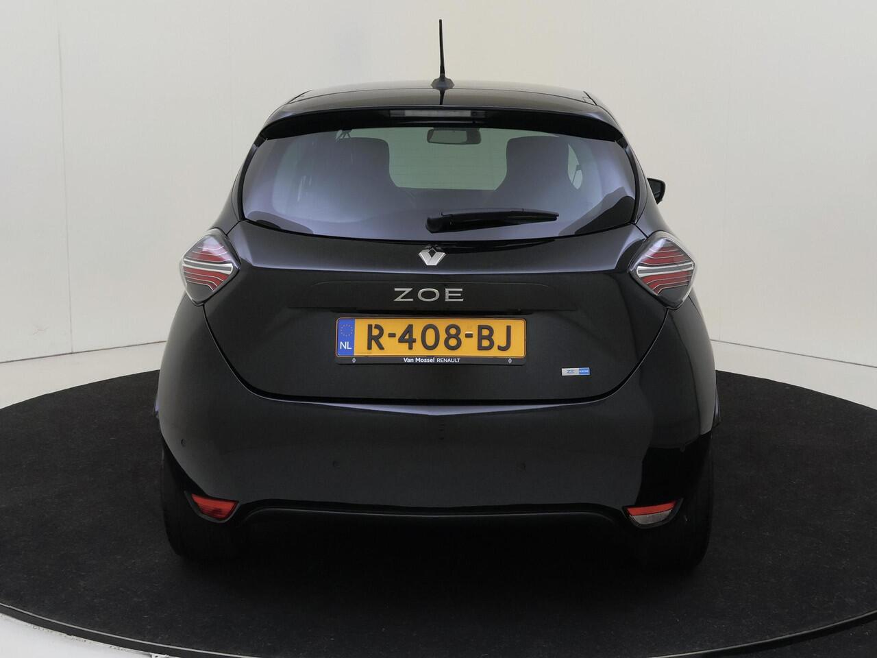 Renault ZOE R135 Intens 52 kWh incl. KOOPACCU | SOH Waarde 95,8 % | Climate Control | Navigatie | Parkeersensoren Voor en Achter | Camera Achter | Cruise Control