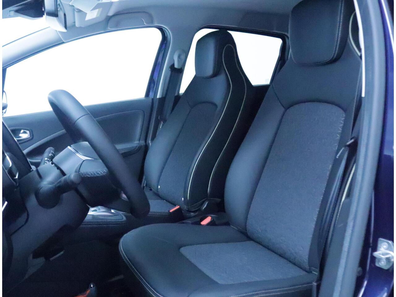 Renault ZOE R135 Iconic 52 kWh (Koopaccu) | Navigatie | Camera | Stoel + Stuurverwarming | Warmtepomp |