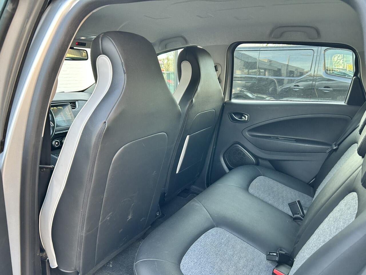 Renault ZOE R135 Intens 52 kWh | SOH 95% | Navigatie | Bluetooth | Parkeersensoren | Cruise Control