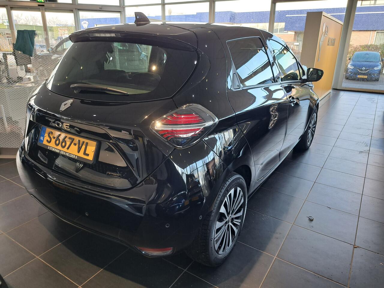 Renault ZOE R135 Iconic 52 kWh | 16| LM velgen | Navigatie | Stoel- en stuurverwarming