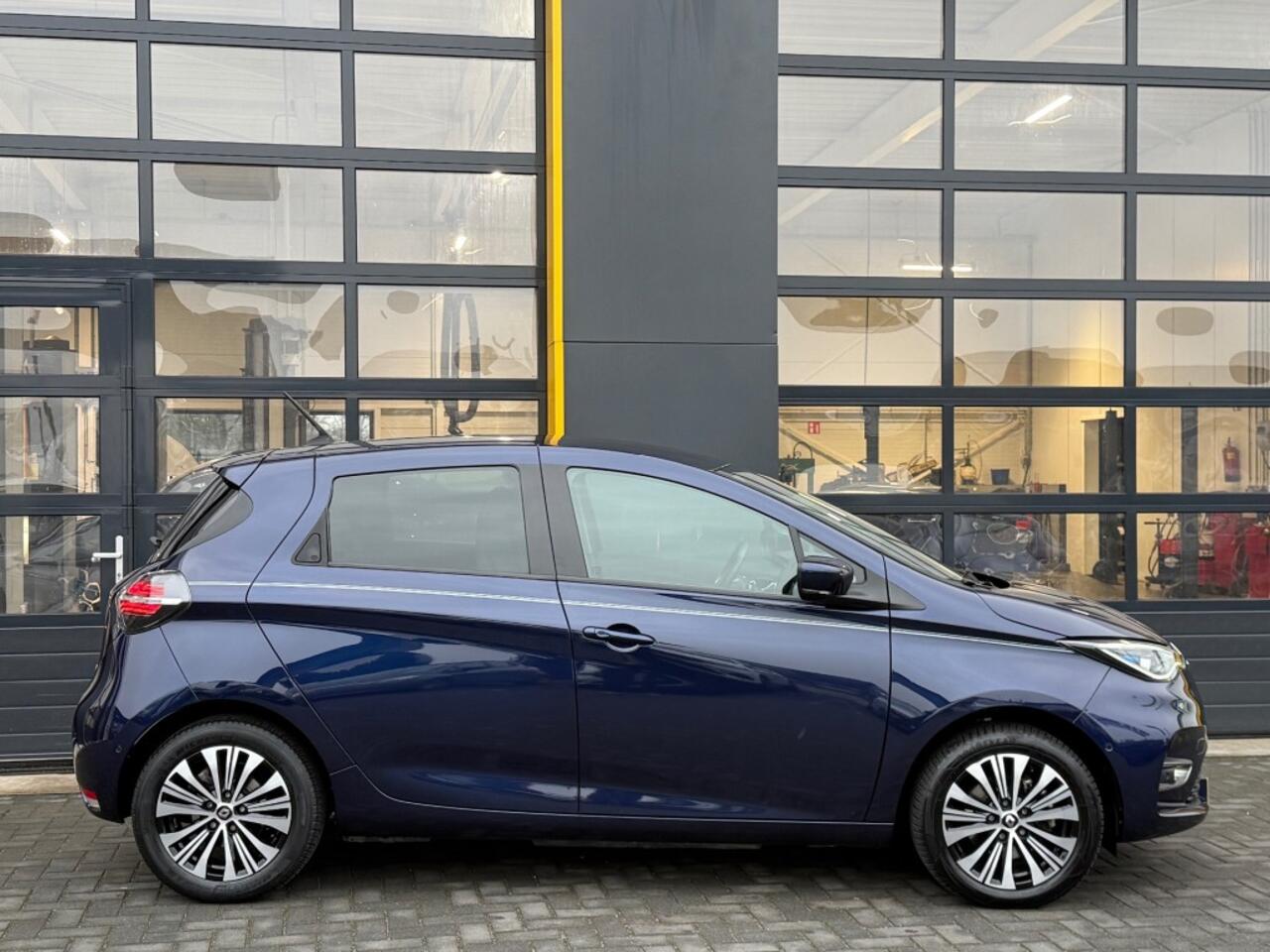 Renault ZOE R135 Limitee Riviera 52kWh Koop accu Leer