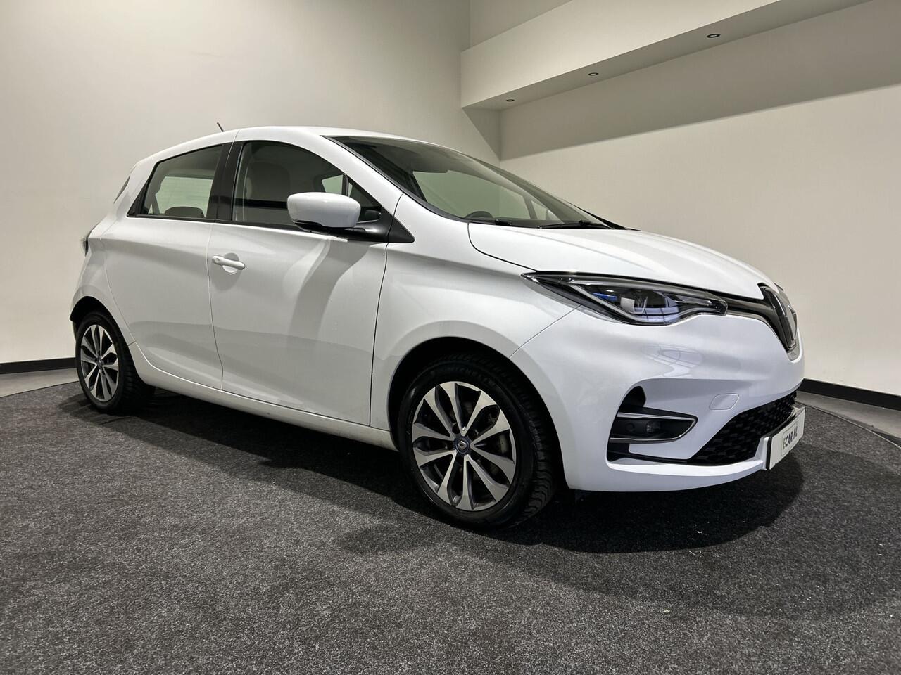 renault-zoe-r135-zen-52-kwh-parkeer