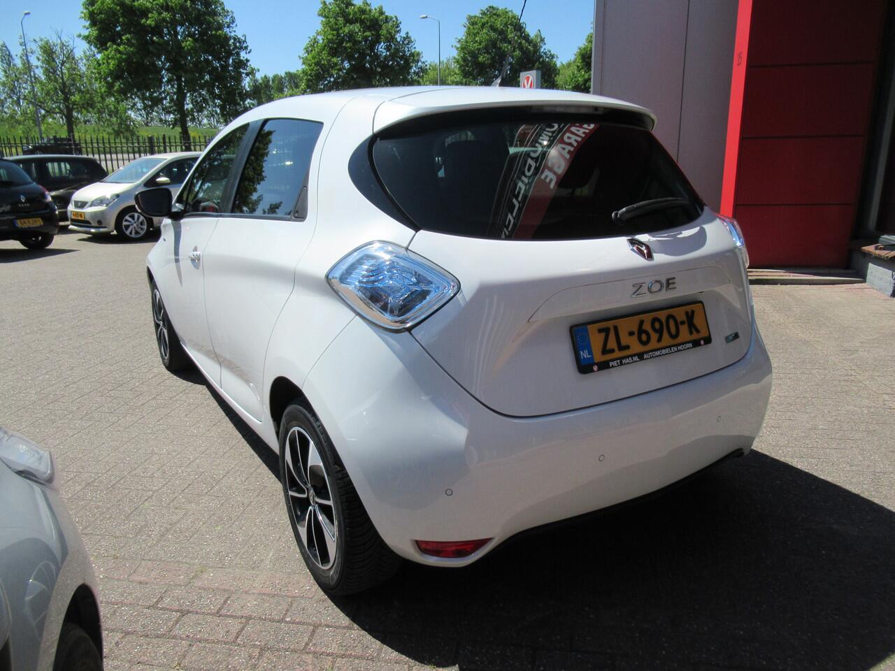 Renault ZOE R110 Iconic 41 kWh (ex Accu) | Clima-Airco | Navigatie | Parkeersensoren | Incl. Garantie | Achteruitrijcamera |