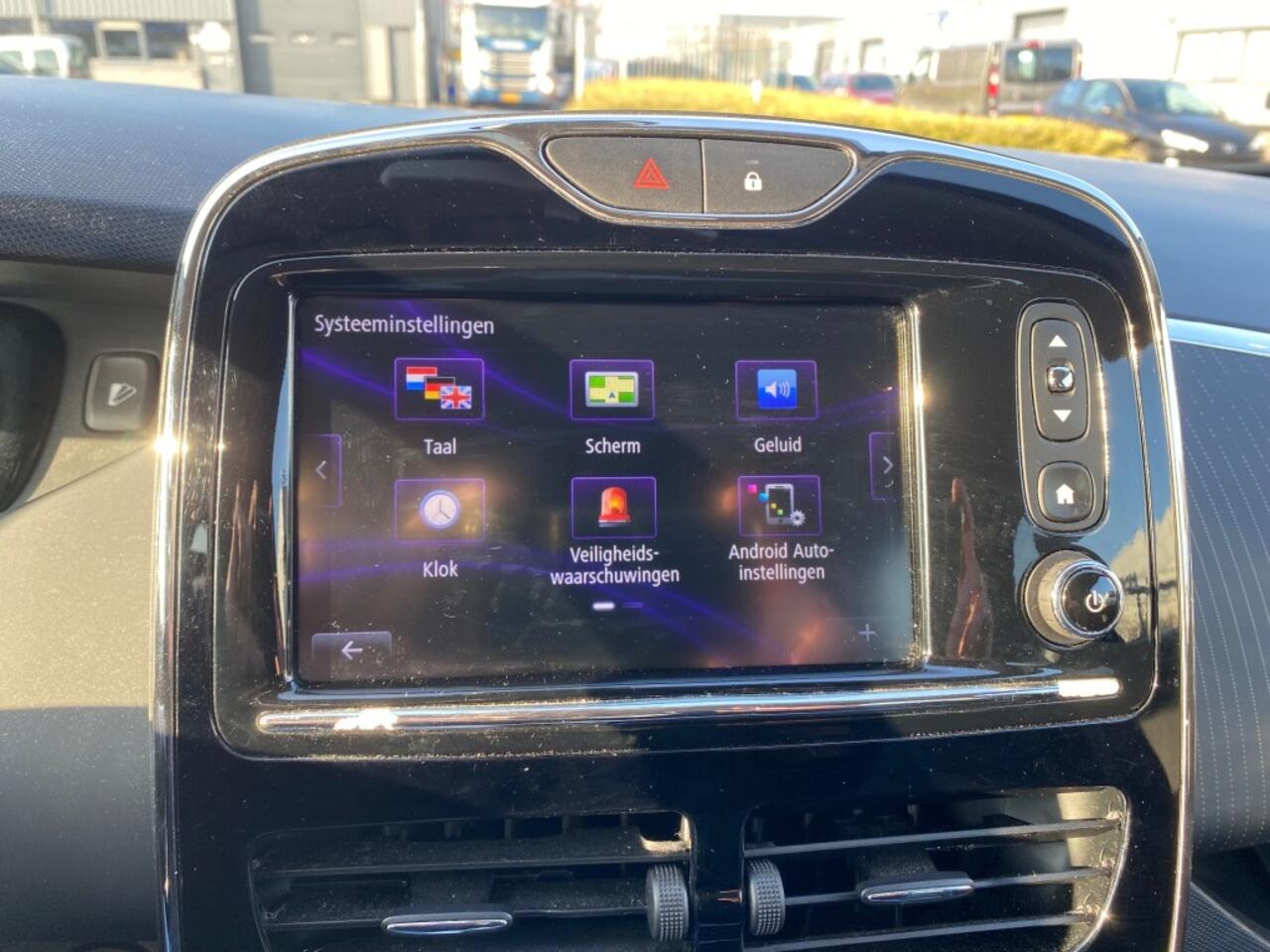 Renault ZOE 52 kWh Life Accu-eigendom Clima Cruise