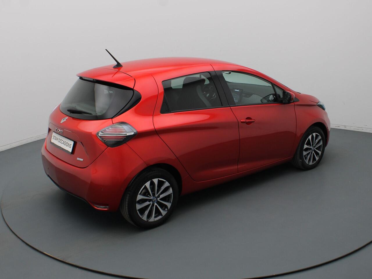 Renault ZOE R135 Intens 52 kWh HUURBATTERIJ Automaat Camera | Cruise | Navi | Parkeersens. v+a