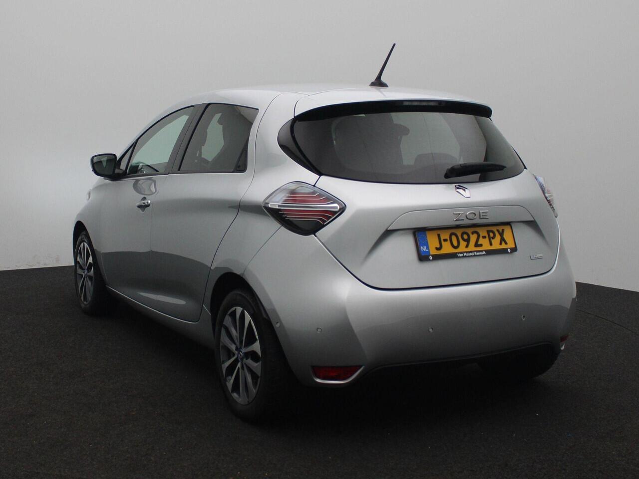 Renault ZOE R135 Intens 52 kWh (ex Accu) Huuraccu vanaf ¤ 79,- pm | Automaat | Climate Control | Easy Link Navi met Apple CarPlay & Android Auto | Pack Winter