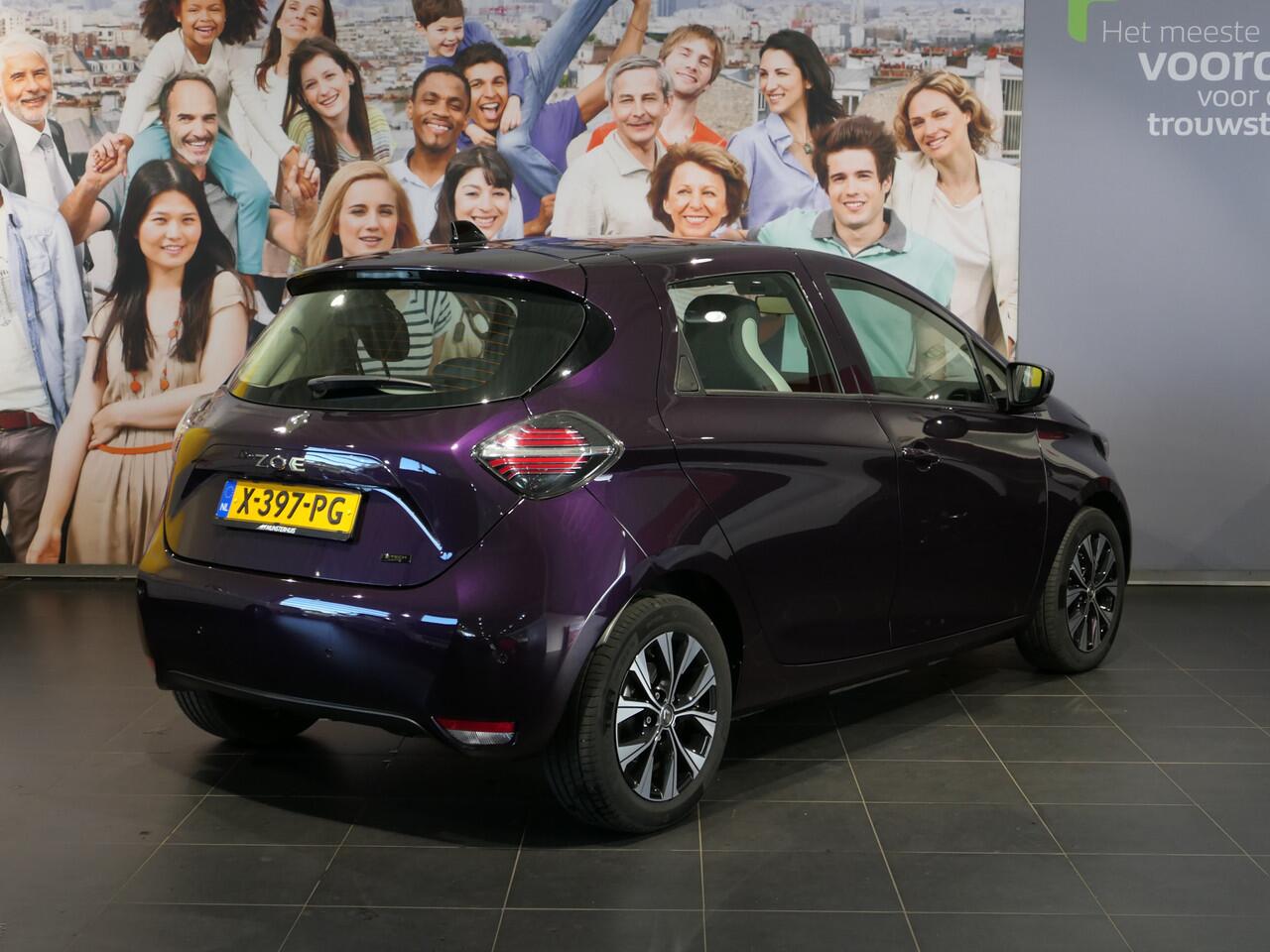 Renault ZOE R135 Evolution 52 kWh - Occasion Lease vanaf ¤444 p/m - *Vraag naar beschikbaarheid!* - Apple carplay & Android auto - cruise - sensor achter