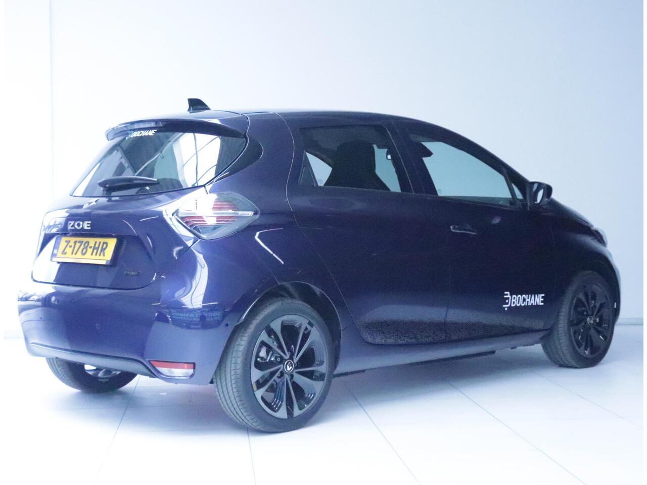 Renault ZOE R135 Iconic 52 kWh (Koopaccu) | Navigatie | Camera | Stoel + Stuurverwarming | Warmtepomp |