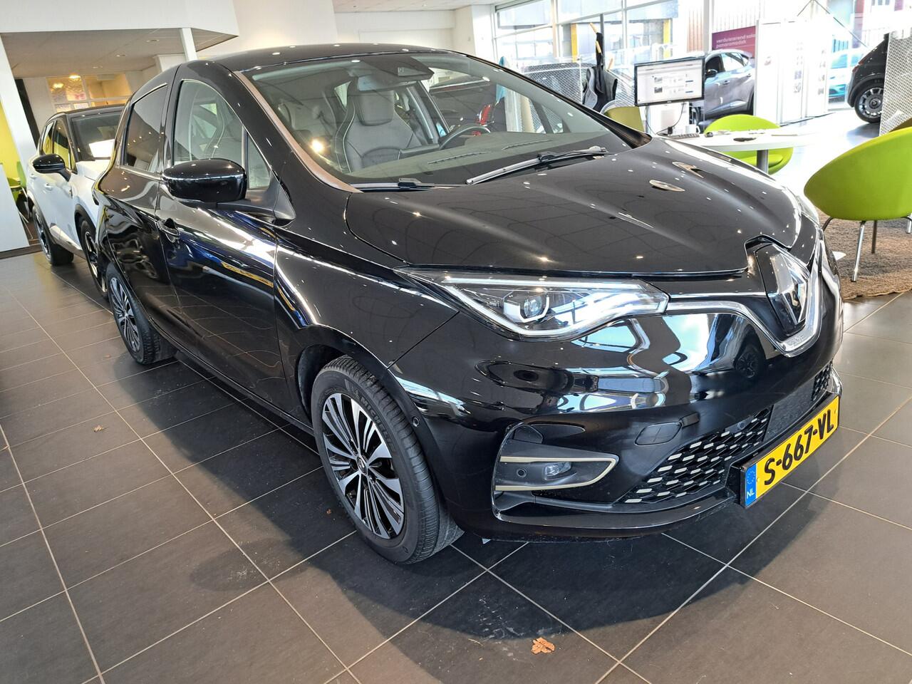 Renault ZOE R135 Iconic 52 kWh | 16| LM velgen | Navigatie | Stoel- en stuurverwarming