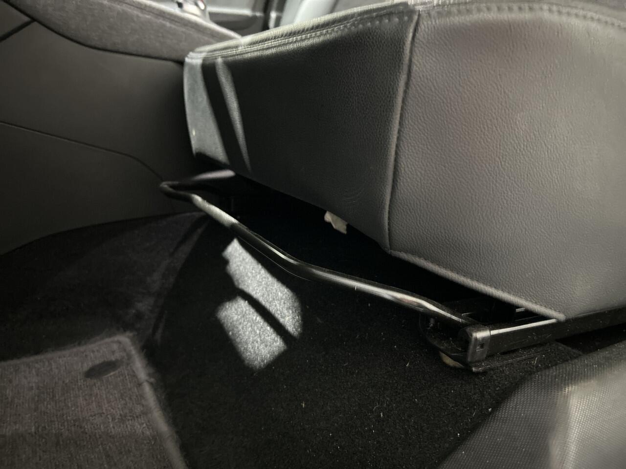 Renault ZOE R135 Zen 52 kWh Parkeersensoren voor en achter | Parkeer Camera