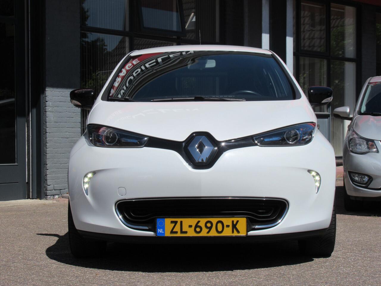 Renault ZOE R110 Iconic 41 kWh (ex Accu) | Clima-Airco | Navigatie | Parkeersensoren | Incl. Garantie | Achteruitrijcamera |