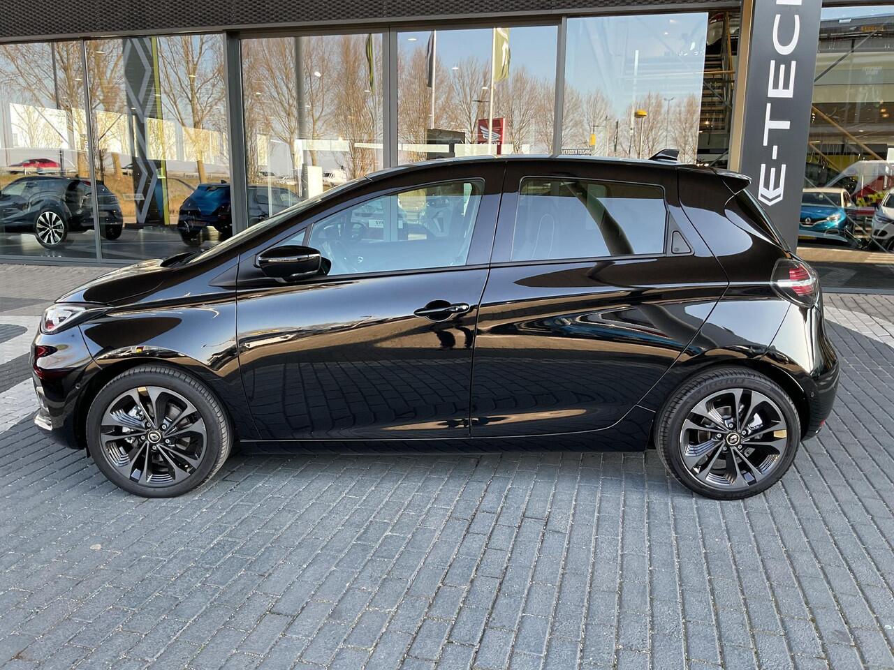 Renault ZOE R135 Iconic 52 kWh 100% ELEKTRISCH / AUTOMAAT / APPLE CARPLAY & ANDROID AUTO / PARKEERSENSOREN / PARKEERCAMERA / CRUISE CONTROL / CLIMATE CONTROL