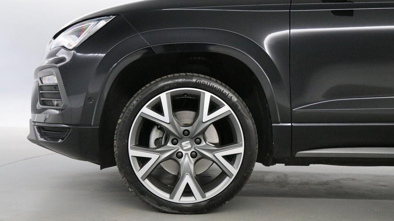 Seat ATECA 1.5 TSI 150pk FR Business Intense DSG / Navigatie / Stoel+Stuurverwarming / Camera / Demonstratieauto .