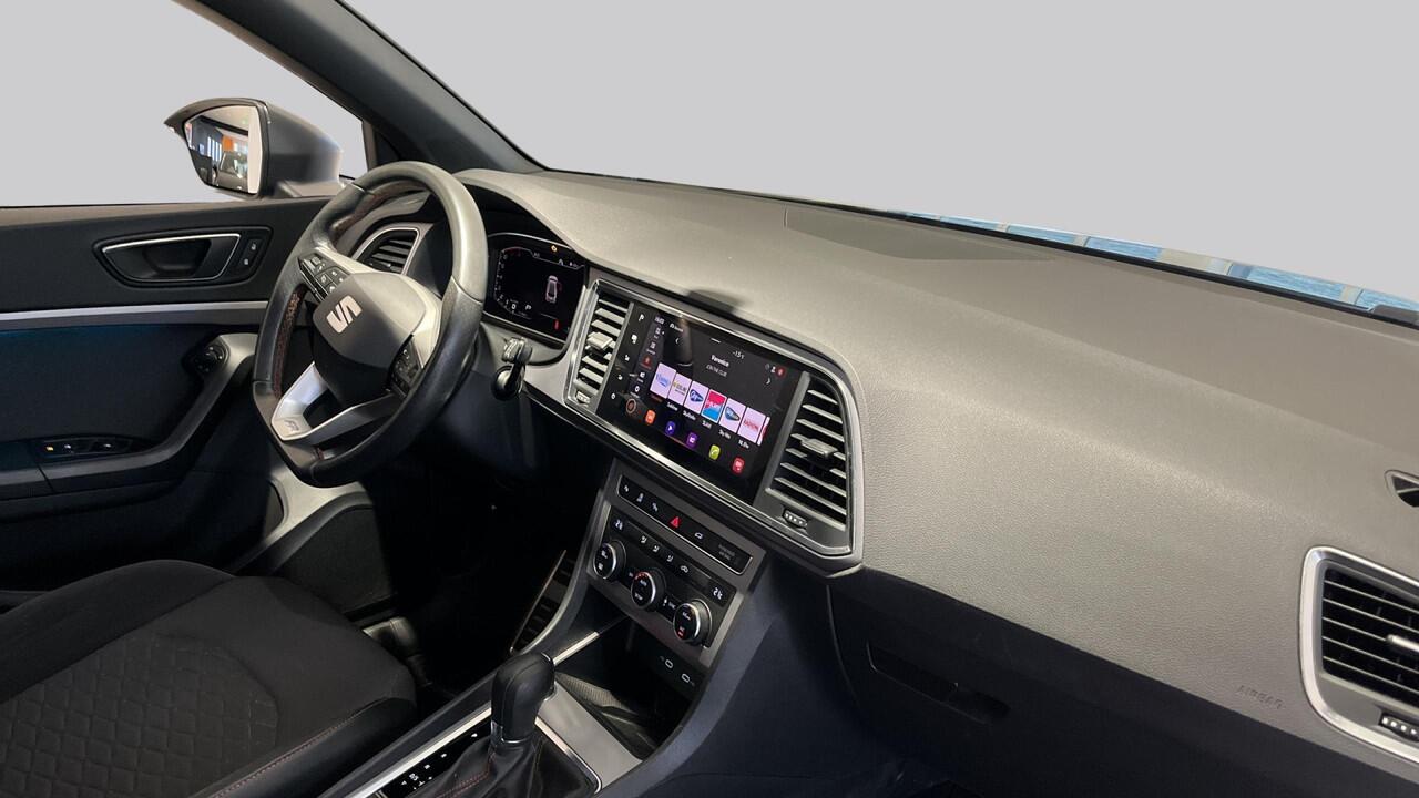 Seat ATECA 1.5 TSI 150pk FR Business Intense DSG / Navigatie / Camera