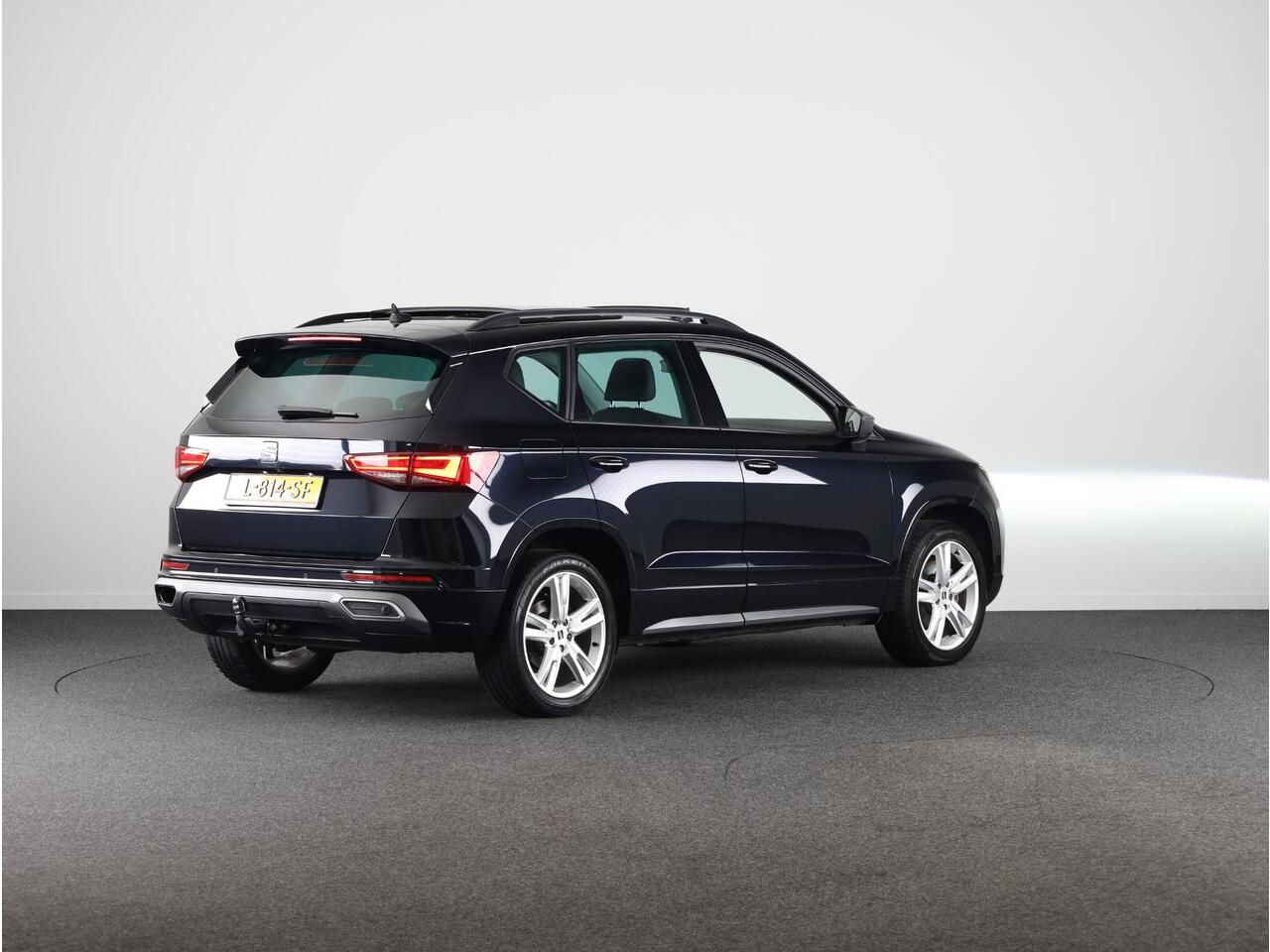 Seat ATECA 1.5 TSI Xperience Business Intense 150pk DSG | Panoramadak | Virtual Cockpit | Parkeercamera | Navigatie