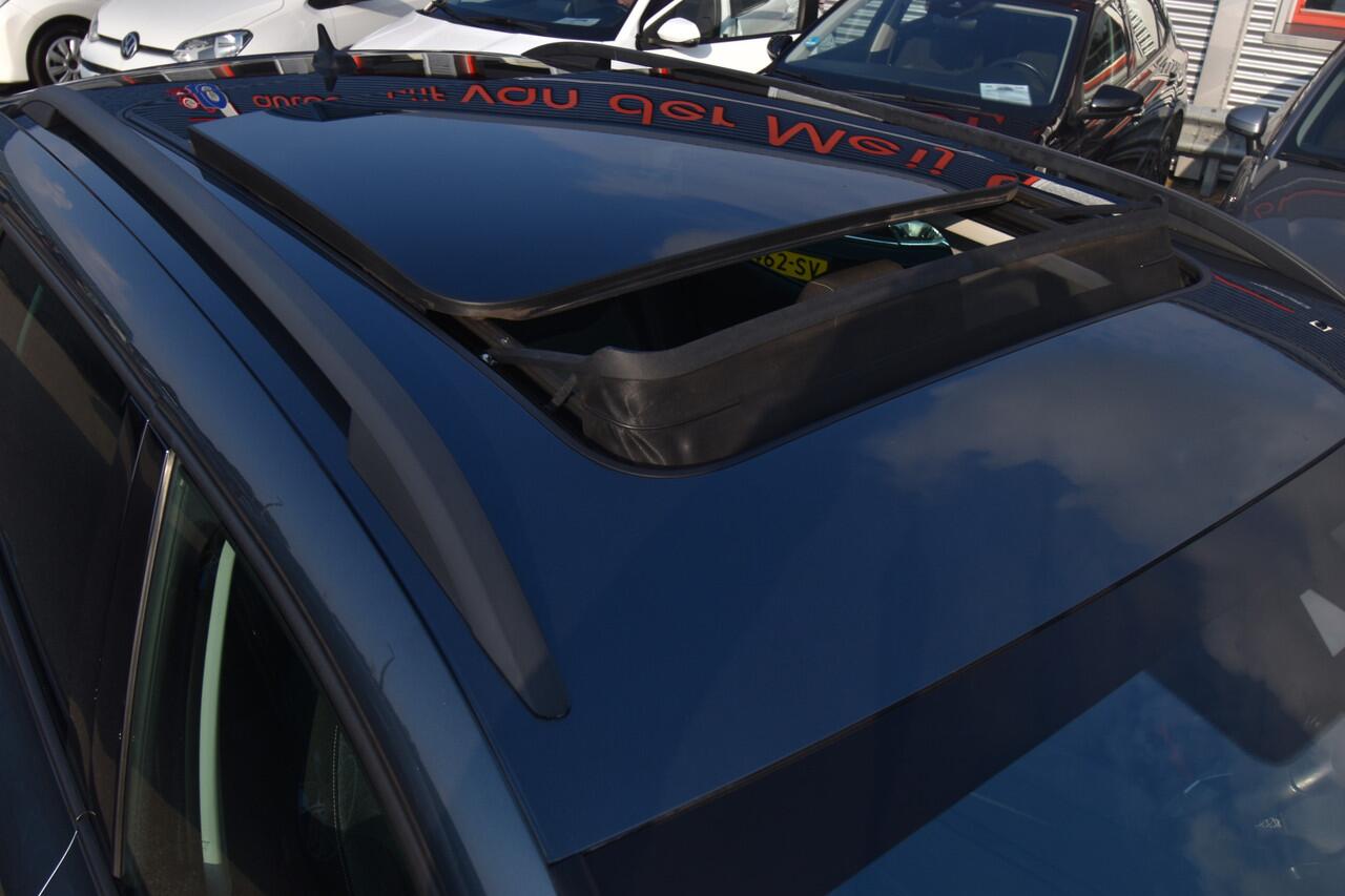 Seat ATECA 2.0 TDI Style Business Intense , TREKHAAK , PANORAMADAK , A UITRIJ CAM , LED VERL , PDC V+A ,