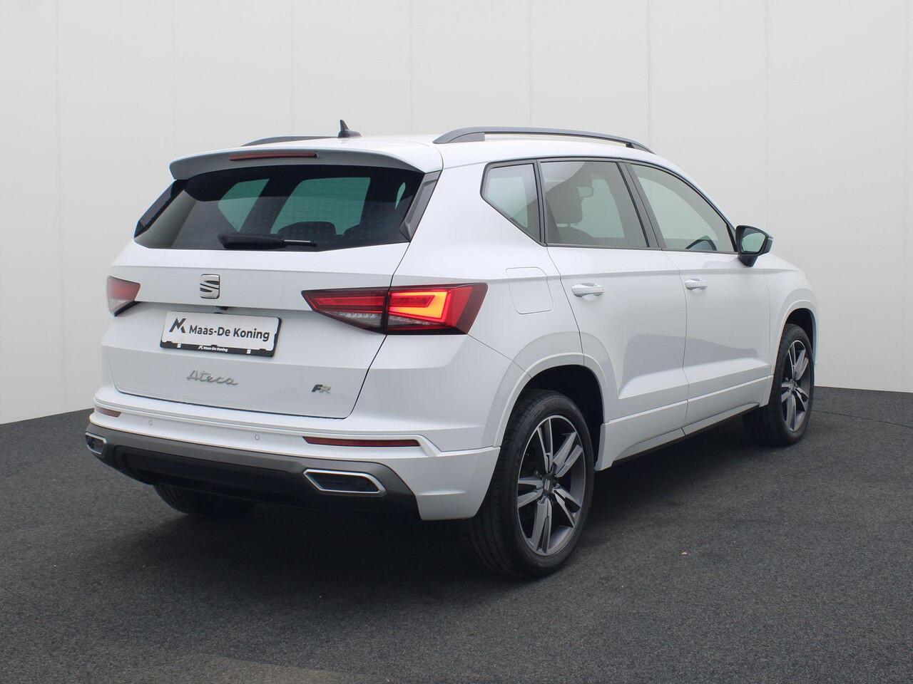 Seat ATECA 1.5TSI/150PK FR Business Intense DSG · BEATS Audio · Apple/Android Car Play · Camera + Parkeersensoren · Keyless
