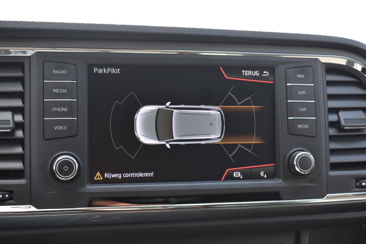 Seat ATECA 1.5 TSI Style Business Intense | Digitaal dashboard | Navigatie | BSM | ACC | 12 mnd BOVAG garantie Whatsapp 06-53188999