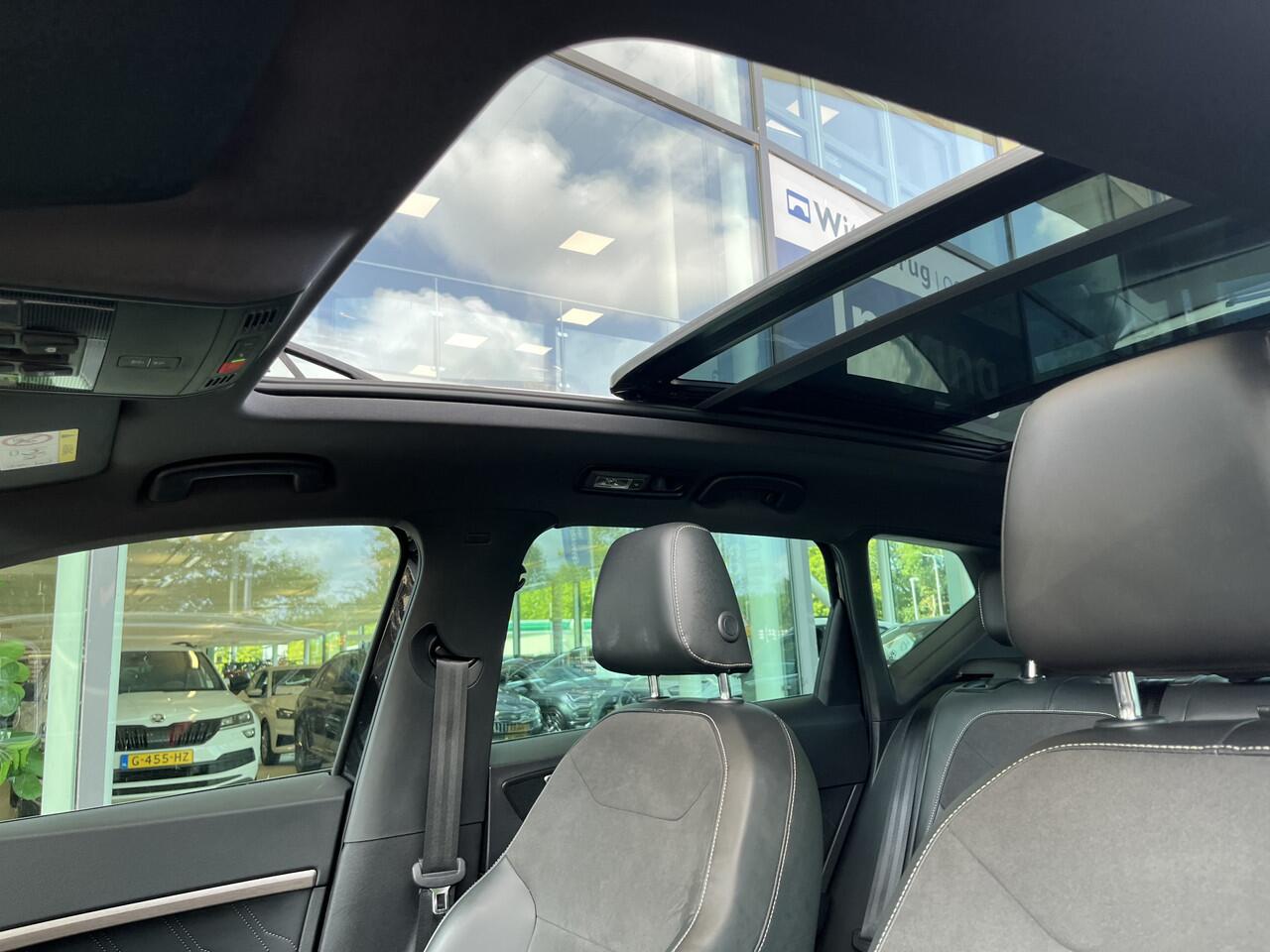 Seat ATECA 1.5 TSI Xperience Business Intense / Panoramadak / Trekhaak Elek. / Beats Audio / Suede bekleding / 18'' LMV / Camera