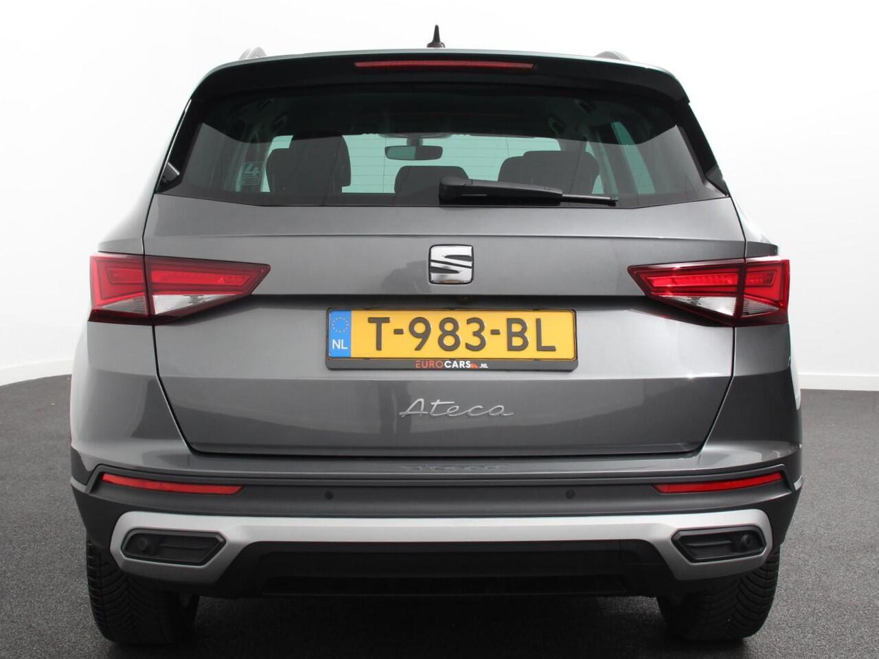 Seat ATECA 1.5 TSI Style Business Intense DSG Navigatie Apple Carplay/Android Auto Camera Parkeersensoren Cruise Control Full Led koplampen Lichtmetalen velgen Virtual Cockpit Getinte ramen Climate Control