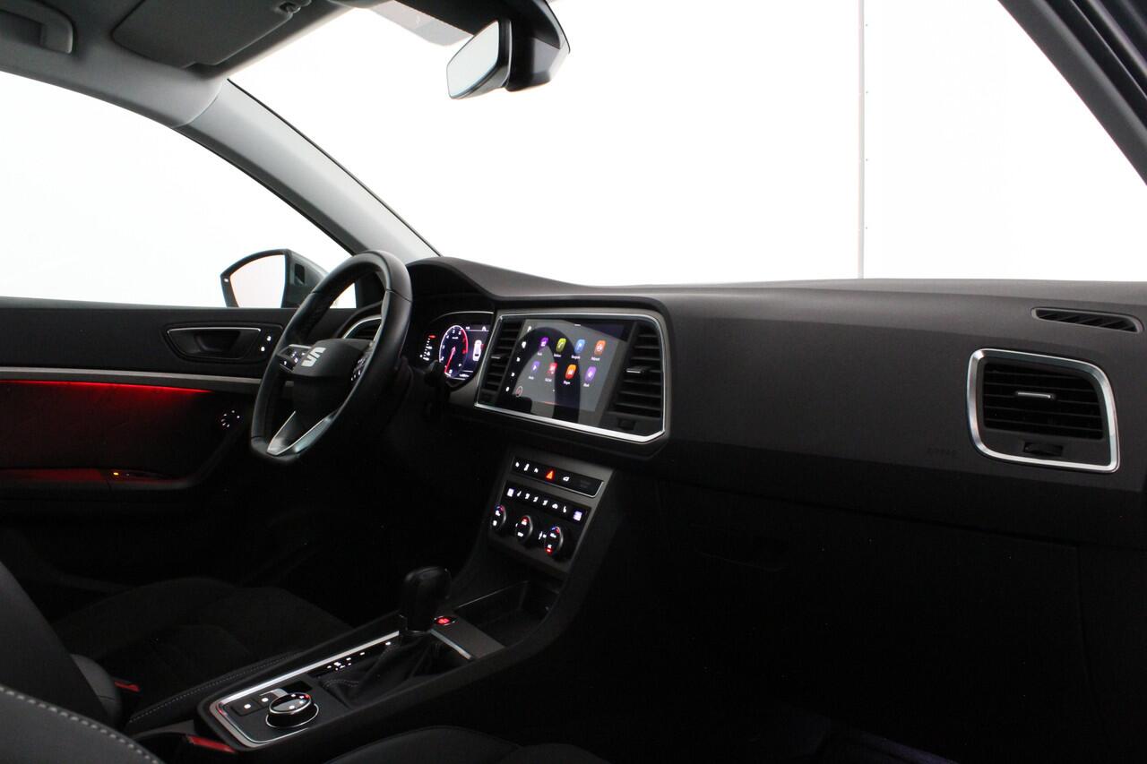 Seat ATECA 1.5 TSI Xperience Business Intense 150PK > Camera/Matrix-LED/18inch/Adaptive cruise control