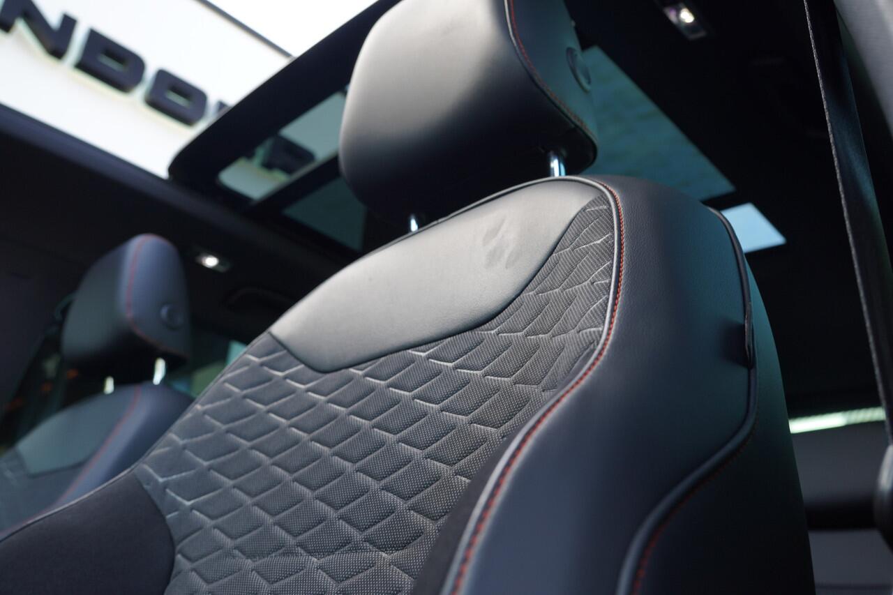 Seat ATECA 1.5TSI/150pk FR Blackstyle DSG|2023|Panoramadak|Trekhaak|Cruise+ACC|Virtual Cockpit|PDC+Camera|Stuur-+stoelverw.|Keyless|19"LMV