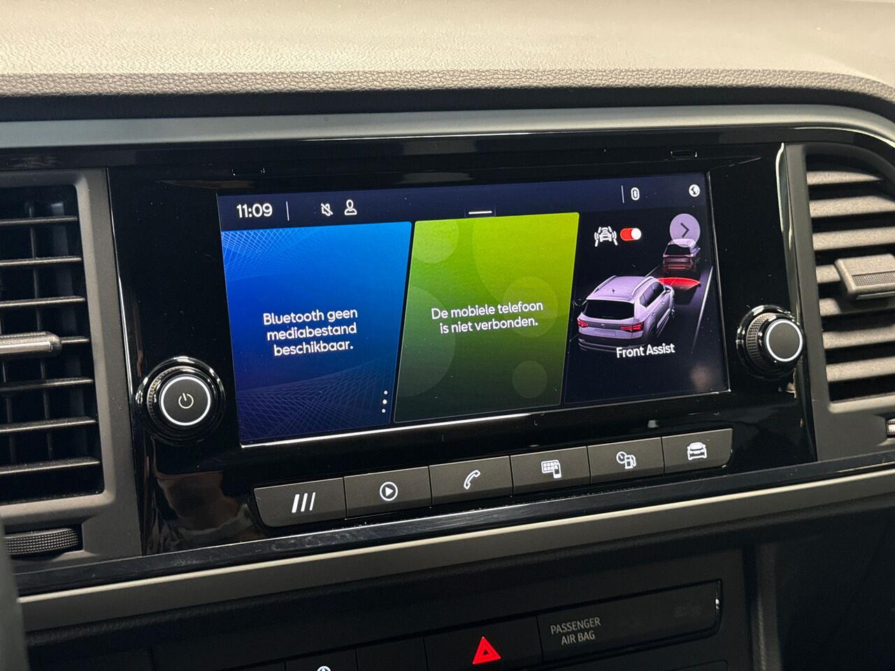 Seat ATECA 1.0 110pk TSI Reference Parkeersensoren achter / Cruise Control / Airconditioning automatisch