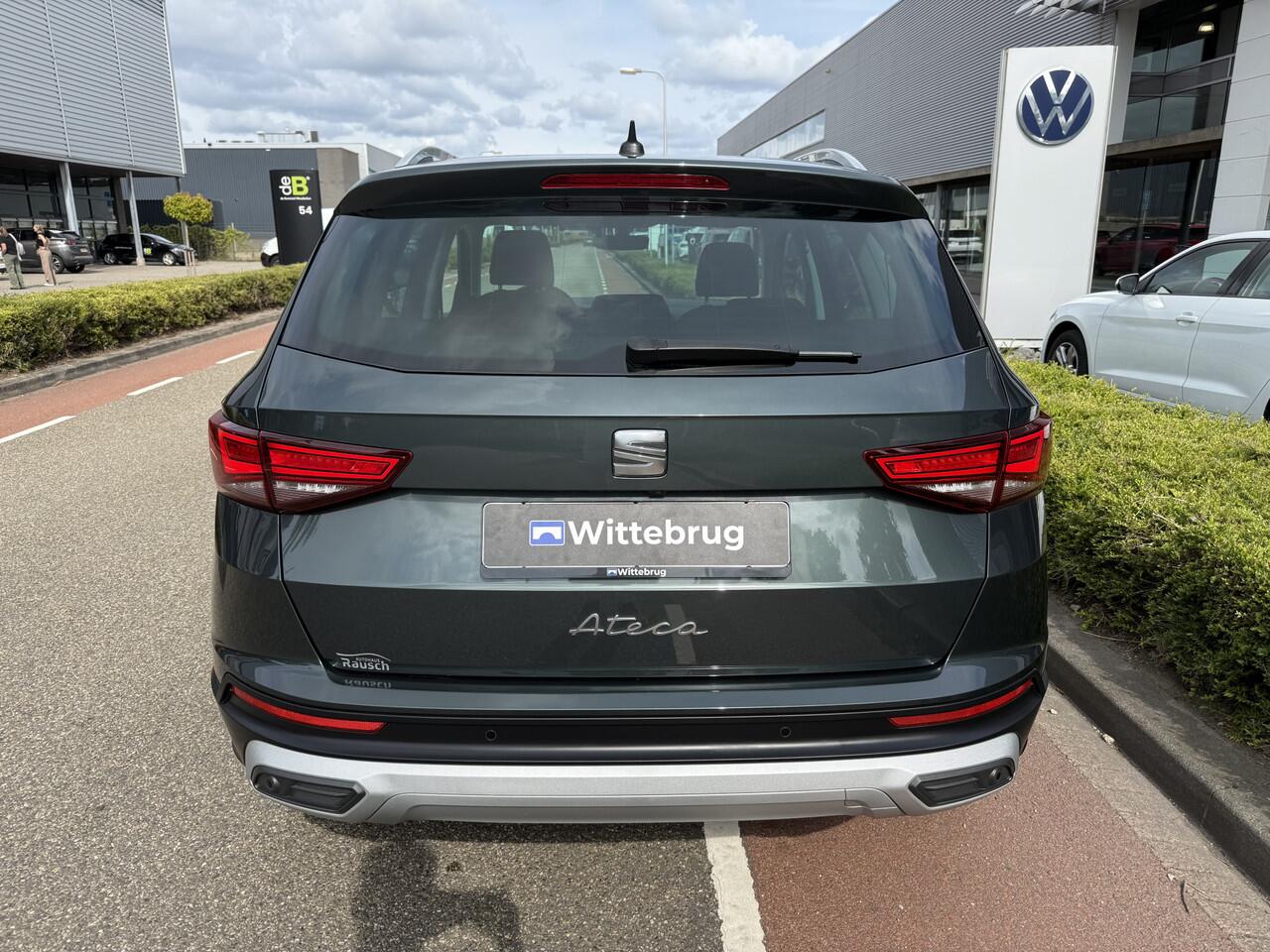 Seat ATECA 1.5 TSI 150pk DSG Xperience Business Intense / Elek Zwenkbare Trekhaak / Standkachel / Stuur & Stoelverwarming / Camera / Navigatie / Full Link