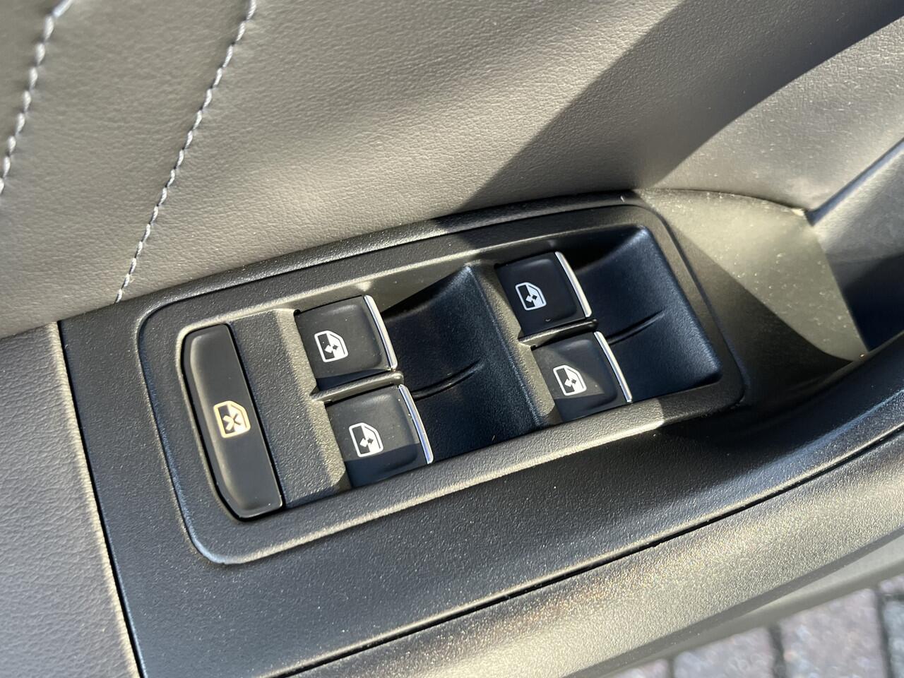 Seat ATECA 1.5 TSI FR Business Intense / AUTOMAAT/ MEMORY SEAT/ STUUR+STOEL VERWARM / PARK.SENSOR.V+A/ 360 CAMERA/ DODE HOEK/ FULL LINK/ ACC/ DIGITAL DASH/ BEATS AUDIO/ RIJ-MODI/ NAVI/ DAB/ LED/ CLIMA/ ISOFIX/