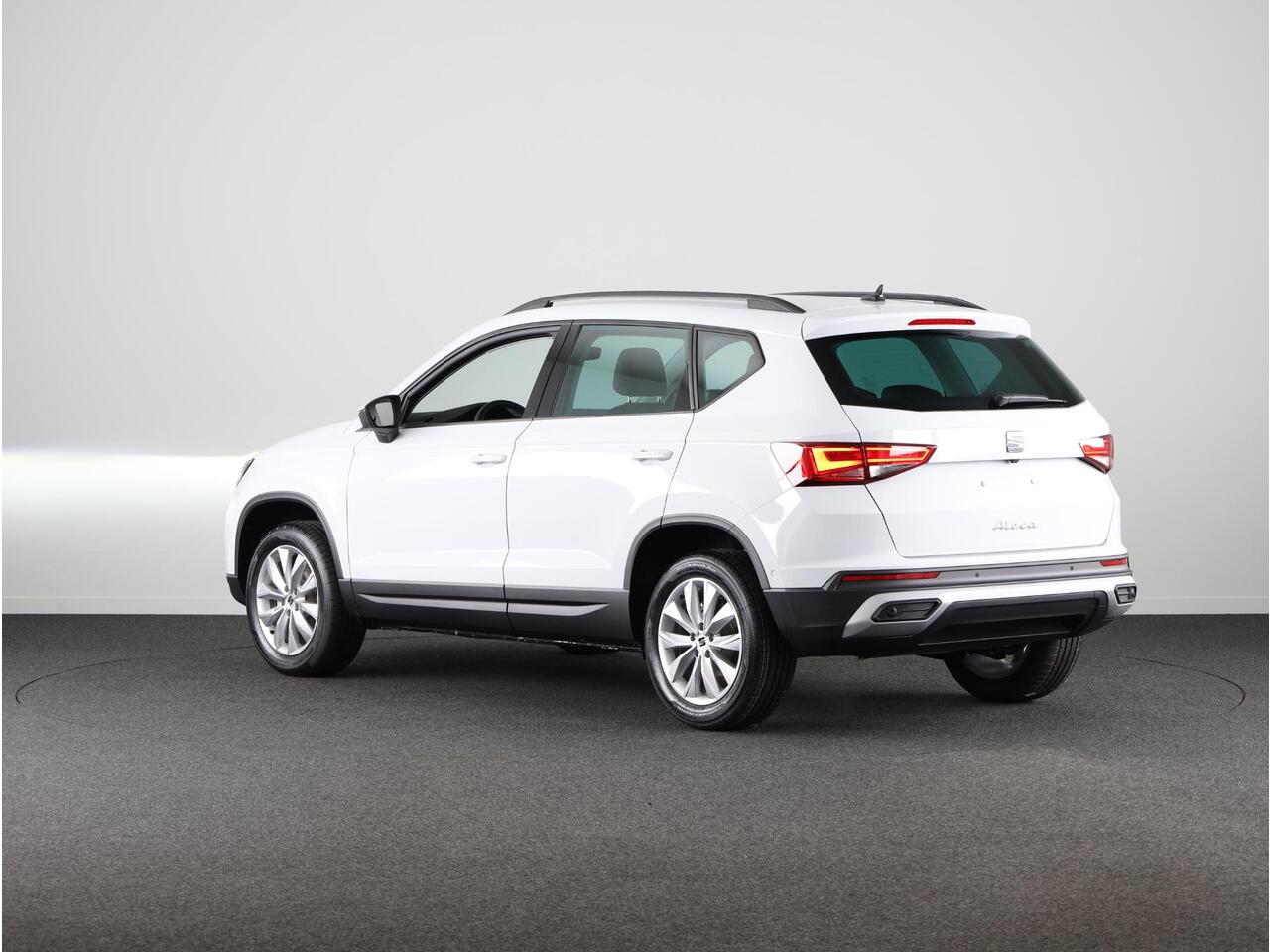 Seat ATECA 1.5 TSI 150pk Style Business Intense DSG | Navigatie | Parkeercamera | Climatronic | Sportstoelen met Alcantara bekleding | Verwarmbaar stuurwiel