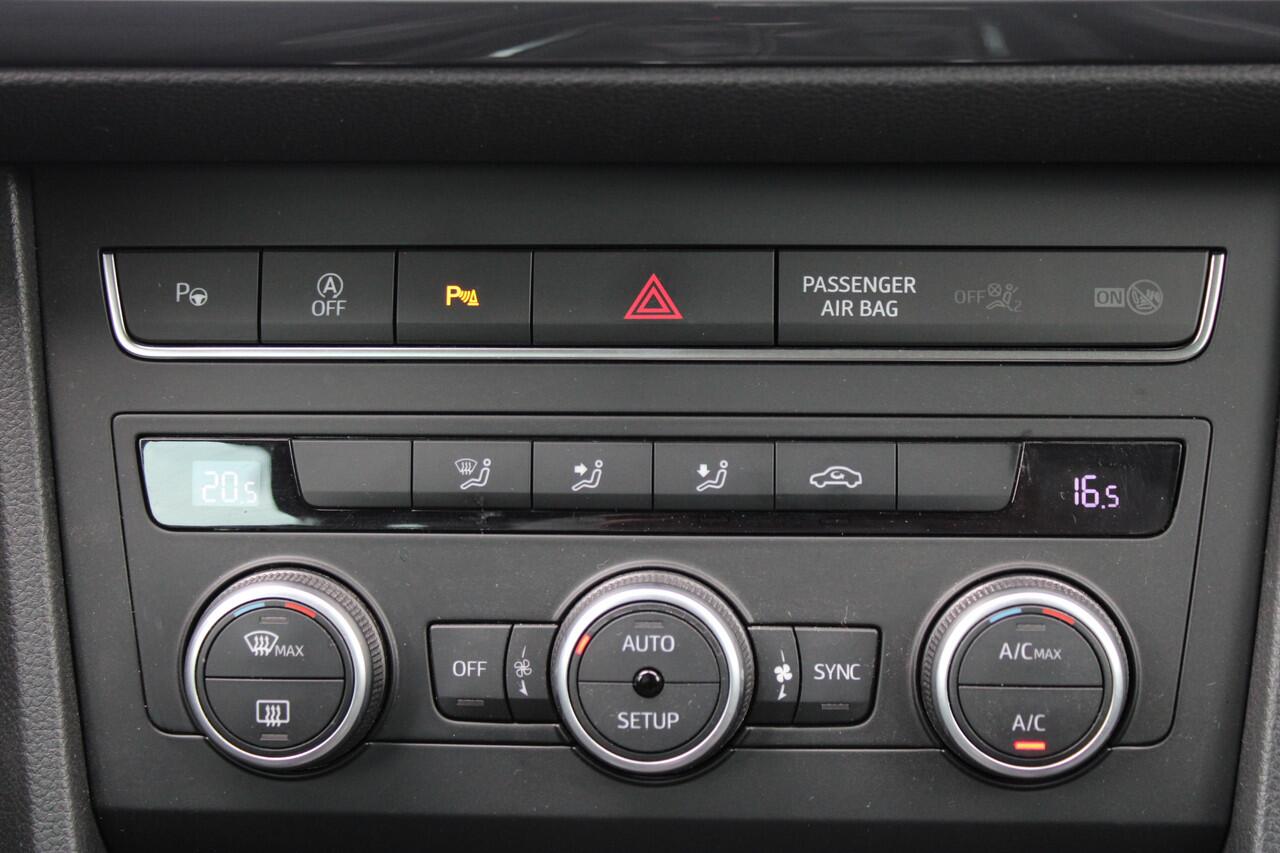 Seat ATECA 1.5 TSI Style Business Intense Full-Led Camera Navigatie Leer/Alcantara Virtual-Cockpit